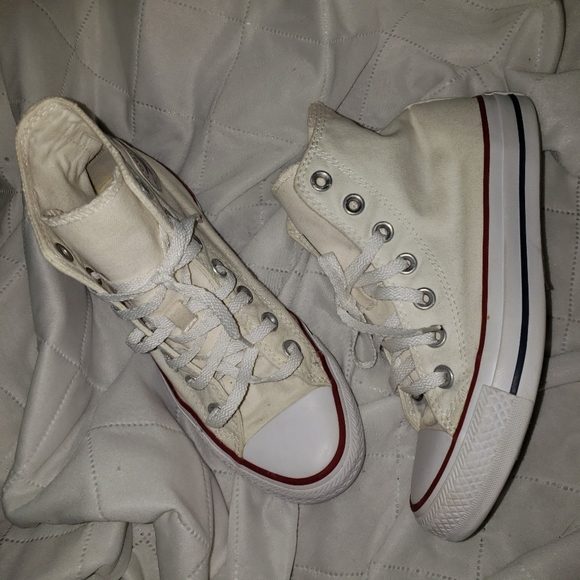 Converse - Picture 2 of 6